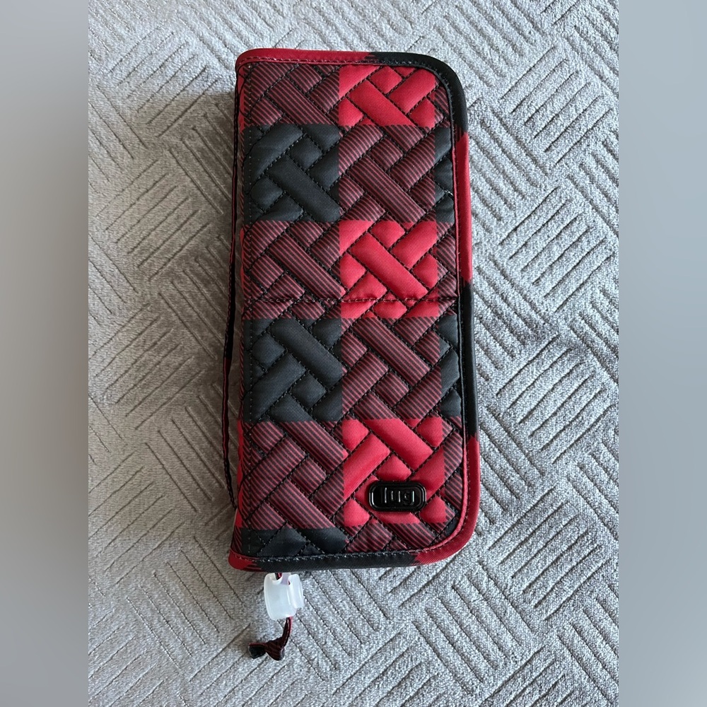 Lug Sleeper brush holder